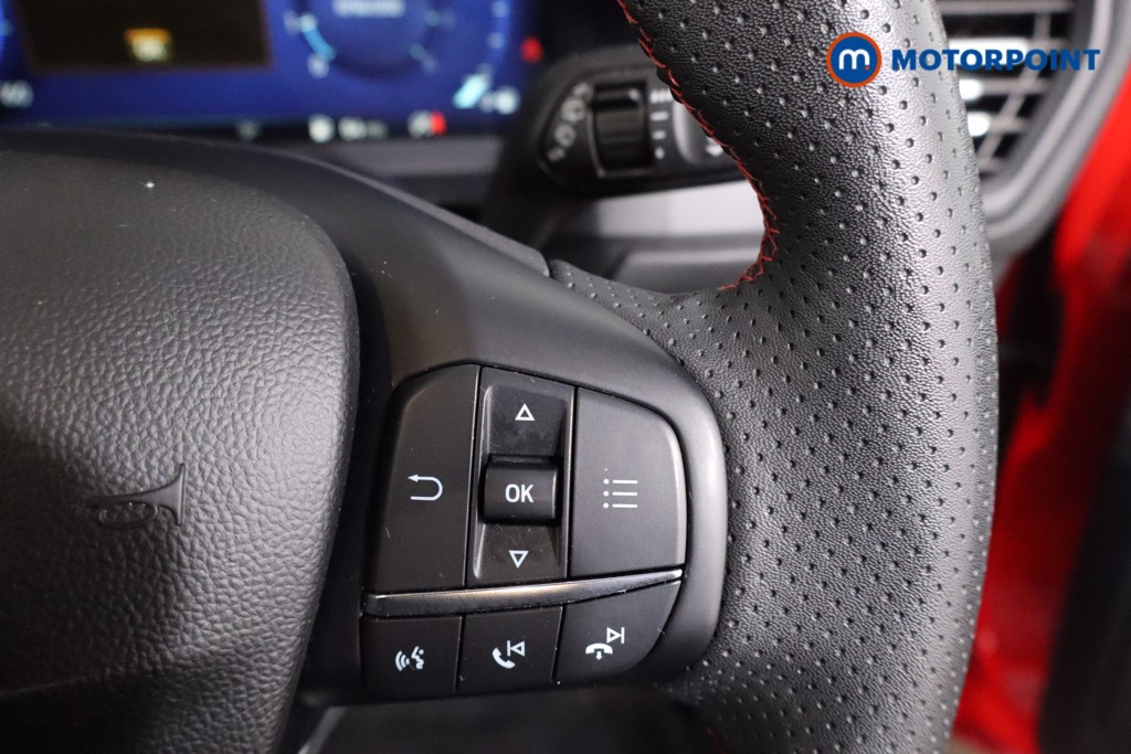 Ford Focus St-Line X Manual Petrol Hatchback - Stock Number (1626008) - 8th supplementary image