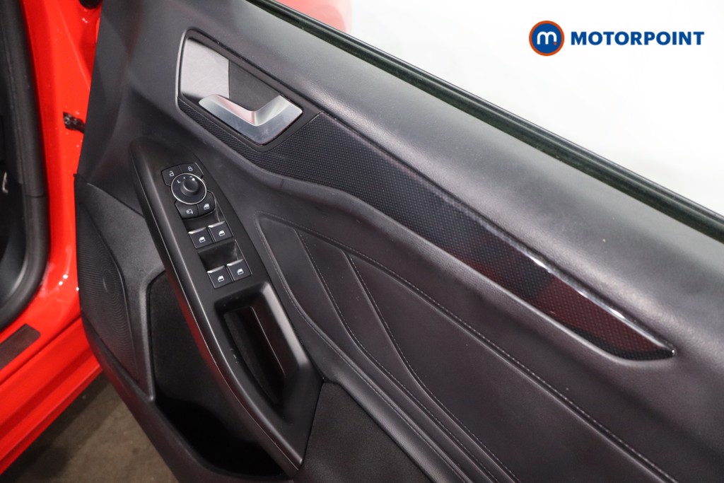 Ford Focus St-Line X Manual Petrol Hatchback - Stock Number (1626008) - 25th supplementary image