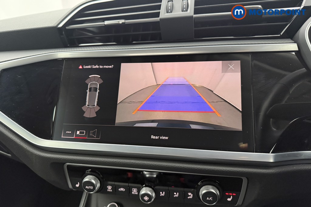 Audi Q3 Technik Automatic Petrol Plug-In Hybrid SUV - Stock Number (1626066) - 11th supplementary image