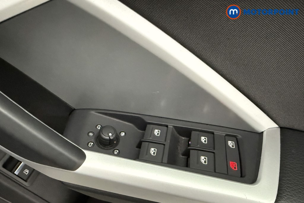 Audi Q3 Technik Automatic Petrol Plug-In Hybrid SUV - Stock Number (1626066) - 19th supplementary image