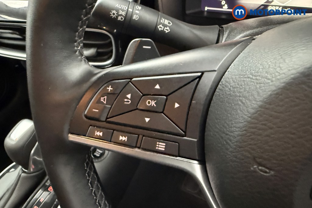 Nissan Juke Tekna Automatic Petrol SUV - Stock Number (1626138) - 3rd supplementary image