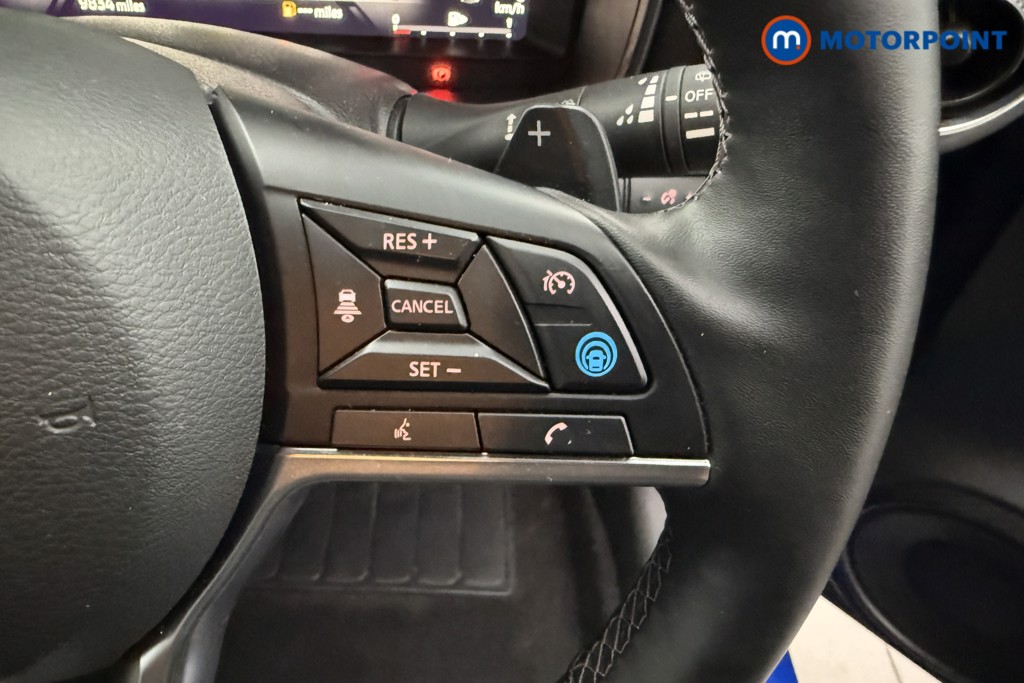 Nissan Juke Tekna Automatic Petrol SUV - Stock Number (1626138) - 4th supplementary image