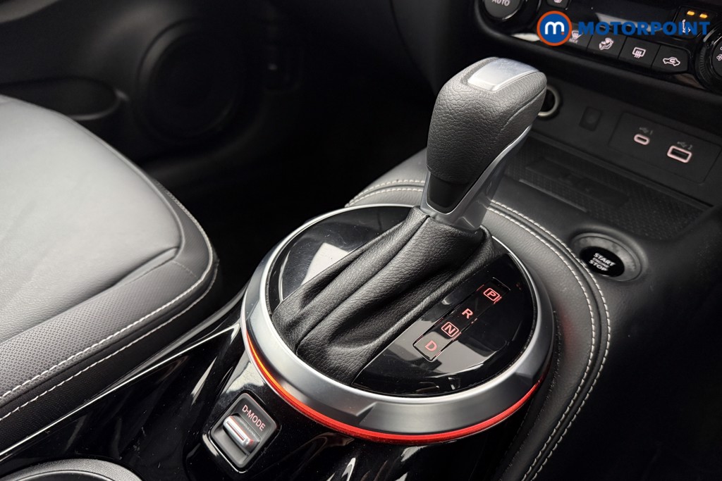 Nissan Juke Tekna Automatic Petrol SUV - Stock Number (1626139) - 12th supplementary image