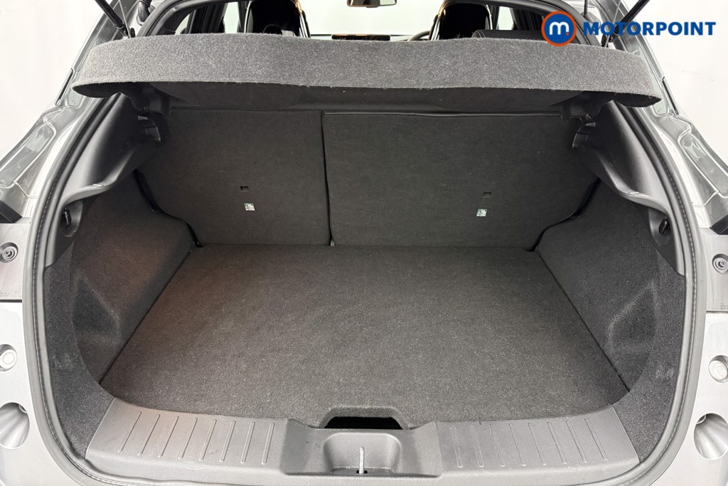 Nissan Juke Tekna Automatic Petrol SUV - Stock Number (1626139) - 23rd supplementary image