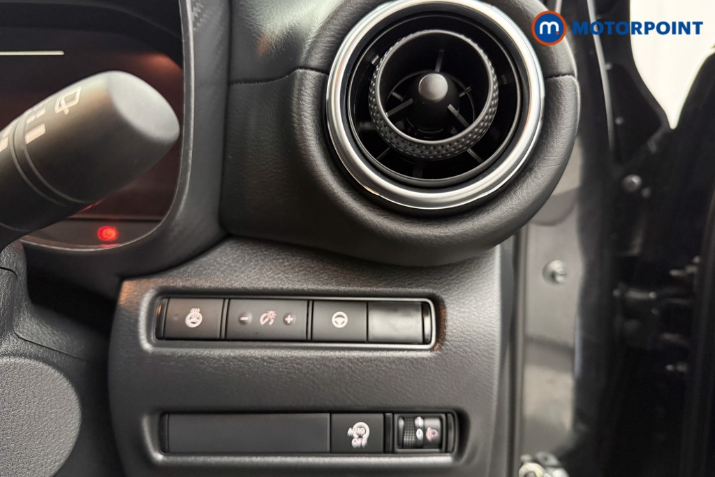 Nissan Juke Tekna Automatic Petrol SUV - Stock Number (1626141) - 16th supplementary image