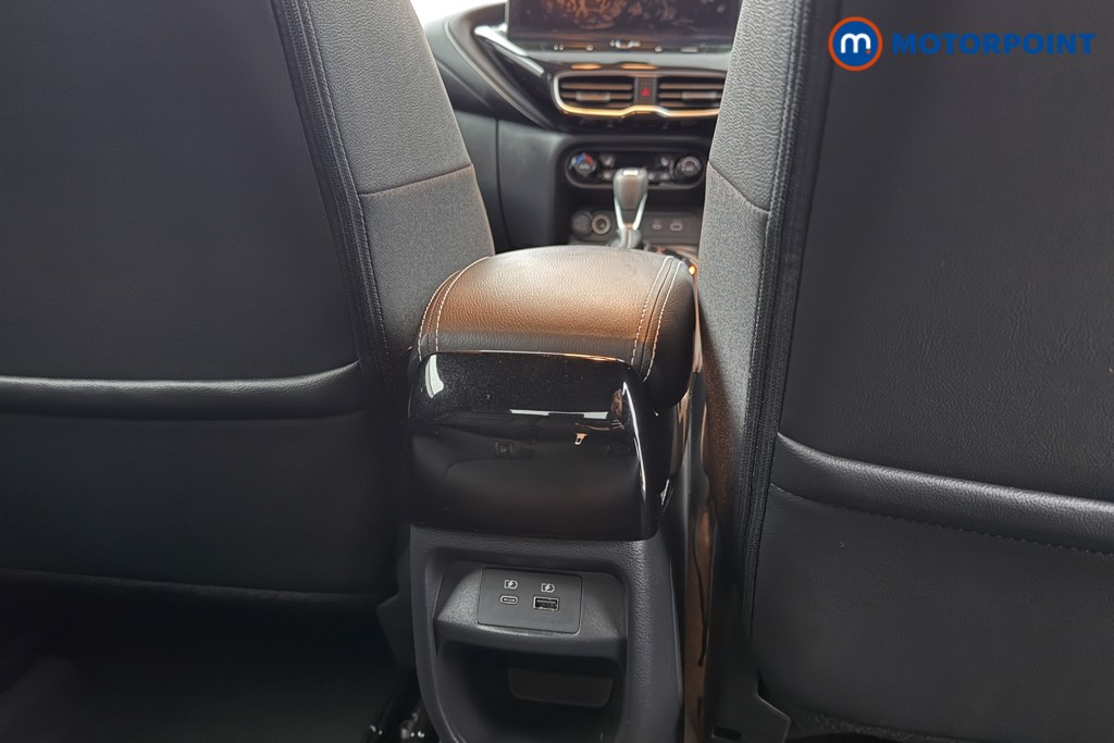 Nissan Juke Tekna Automatic Petrol SUV - Stock Number (1626141) - 23rd supplementary image