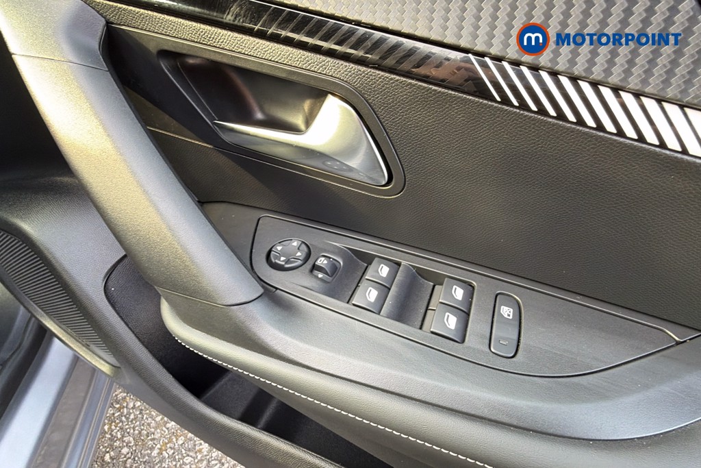 Peugeot 2008 Allure Manual Petrol SUV - Stock Number (1626417) - 20th supplementary image
