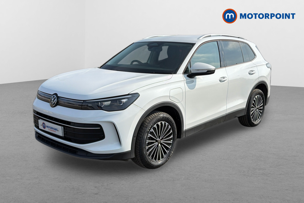 Volkswagen Tiguan Match Automatic Petrol Plug-In Hybrid SUV - Stock Number (1626457) - Passenger side front corner