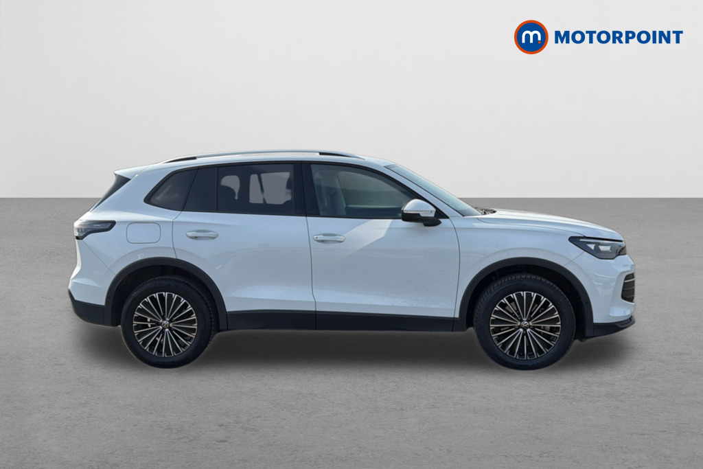 Volkswagen Tiguan Match Automatic Petrol Plug-In Hybrid SUV - Stock Number (1626457) - Drivers side