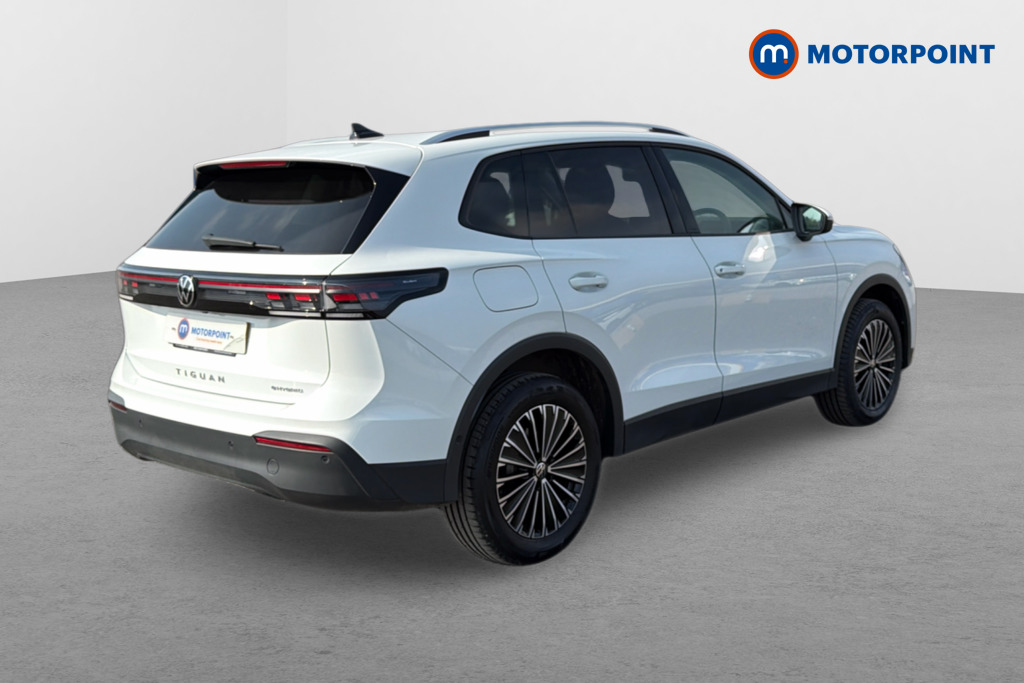 Volkswagen Tiguan Match Automatic Petrol Plug-In Hybrid SUV - Stock Number (1626457) - Drivers side rear corner