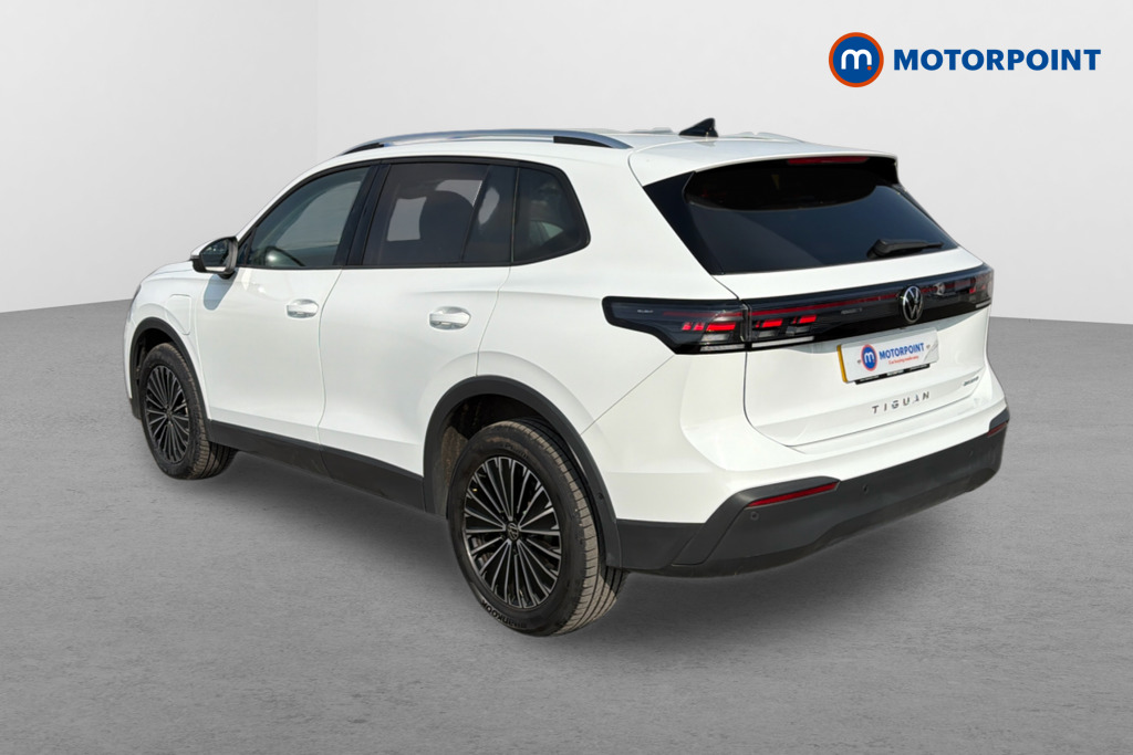 Volkswagen Tiguan Match Automatic Petrol Plug-In Hybrid SUV - Stock Number (1626457) - Passenger side rear corner