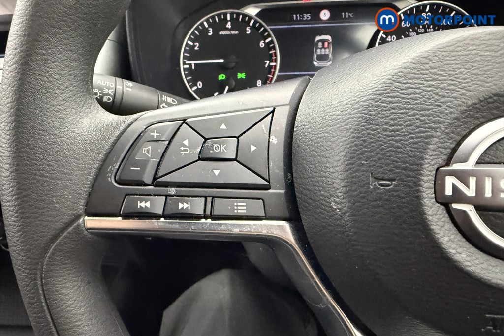 Nissan Juke Acenta Premium Manual Petrol SUV - Stock Number (1626598) - 6th supplementary image