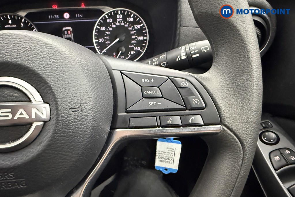 Nissan Juke Acenta Premium Manual Petrol SUV - Stock Number (1626598) - 7th supplementary image