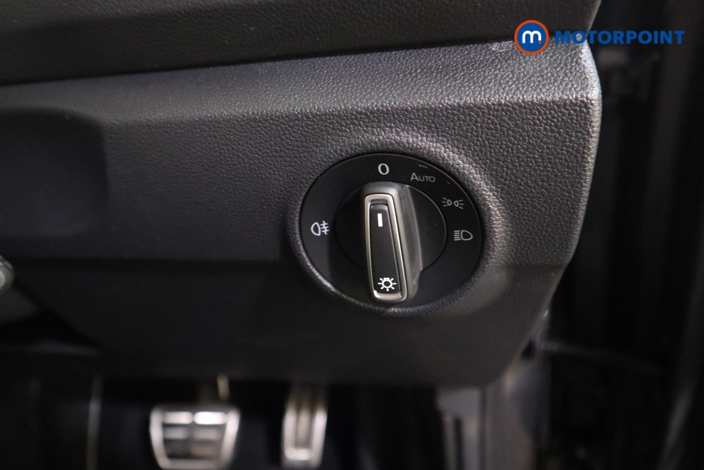 Volkswagen T-Roc R-Line Automatic Petrol SUV - Stock Number (1626728) - 12th supplementary image