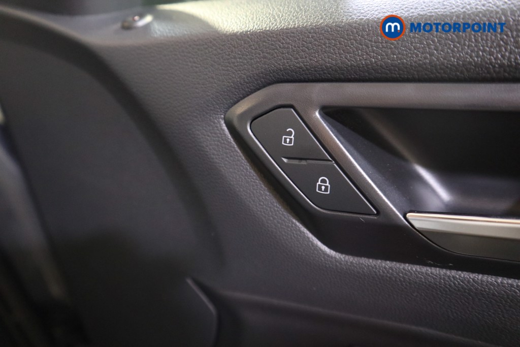 Volkswagen T-Roc R-Line Automatic Petrol SUV - Stock Number (1626728) - 13th supplementary image