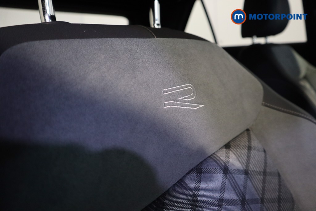 Volkswagen T-Roc R-Line Automatic Petrol SUV - Stock Number (1626728) - 17th supplementary image