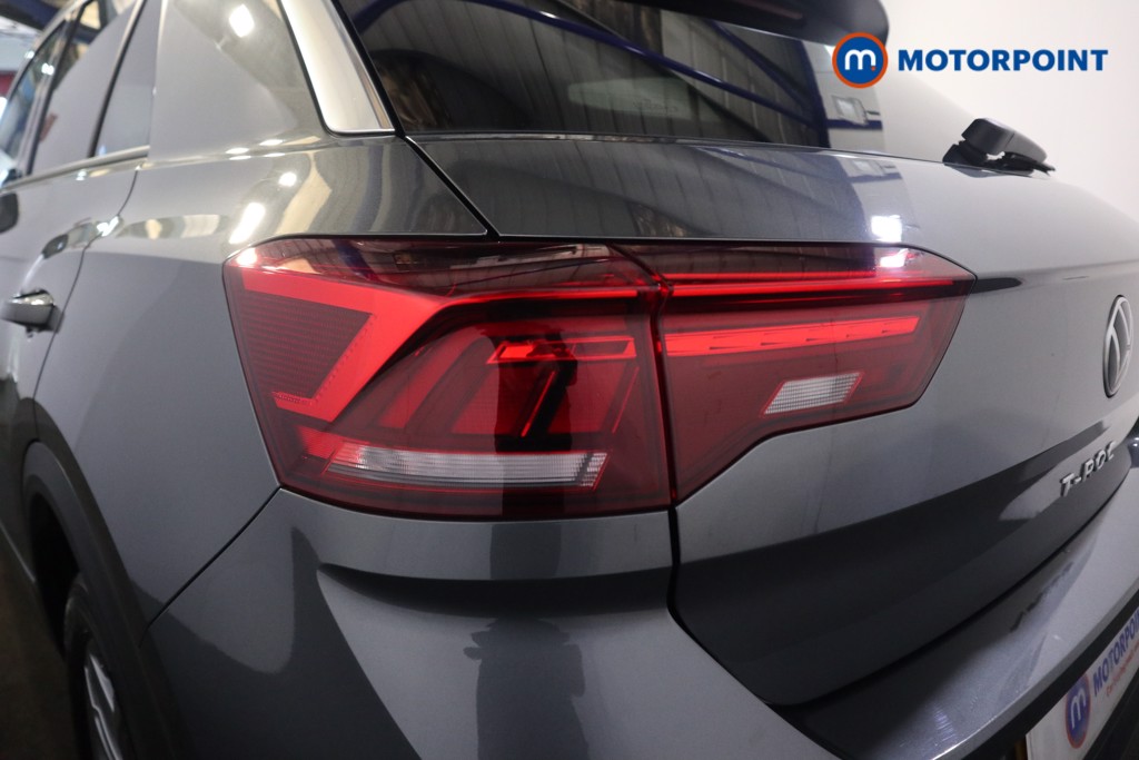 Volkswagen T-Roc R-Line Automatic Petrol SUV - Stock Number (1626728) - 30th supplementary image