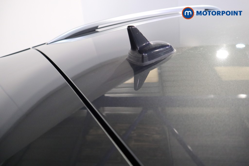 Volkswagen T-Roc R-Line Automatic Petrol SUV - Stock Number (1626728) - 32nd supplementary image