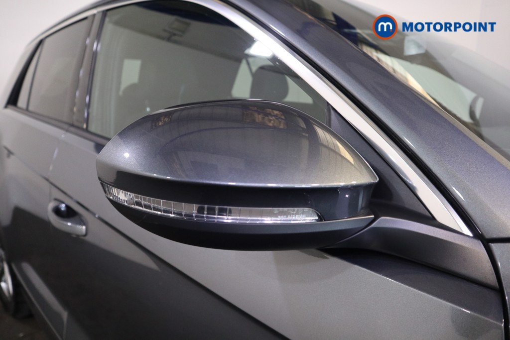 Volkswagen T-Roc R-Line Automatic Petrol SUV - Stock Number (1626728) - 34th supplementary image