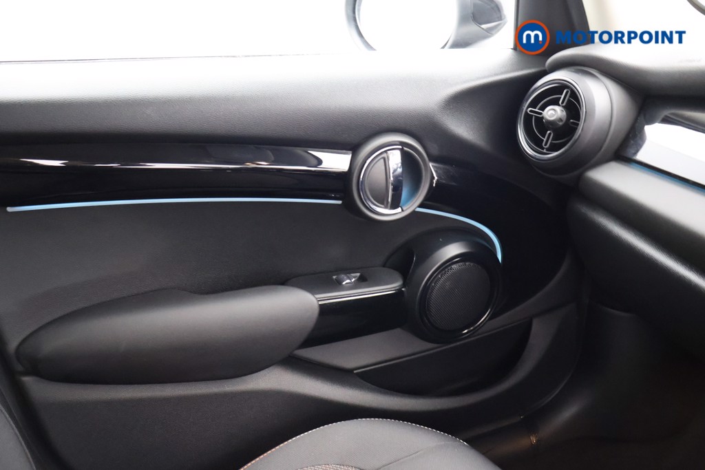 Mini Hatchback Cooper Classic Automatic Petrol Hatchback - Stock Number (1626731) - 10th supplementary image