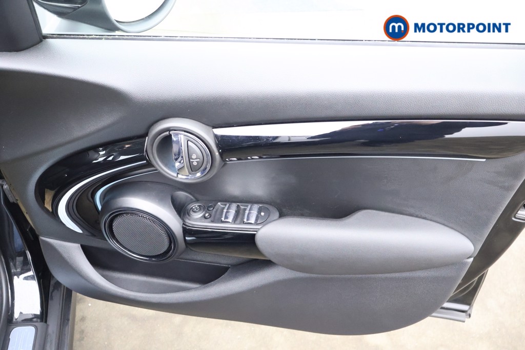 Mini Hatchback Cooper Classic Automatic Petrol Hatchback - Stock Number (1626731) - 11th supplementary image