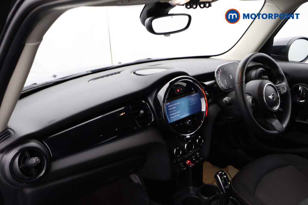 Mini Hatchback Cooper Classic Automatic Petrol Hatchback - Stock Number (1626731) - 17th supplementary image