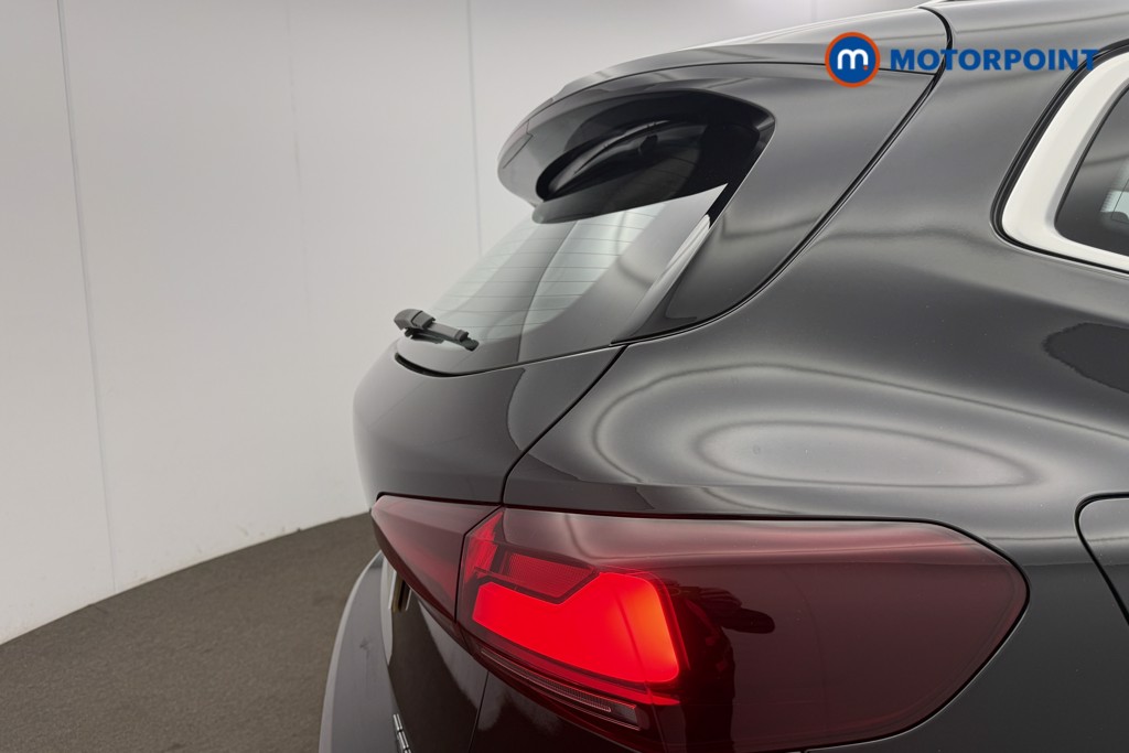 BMW 2 Series Luxury Automatic Petrol Plug-In Hybrid Estate - Stock Number (1626739) - 27th supplementary image