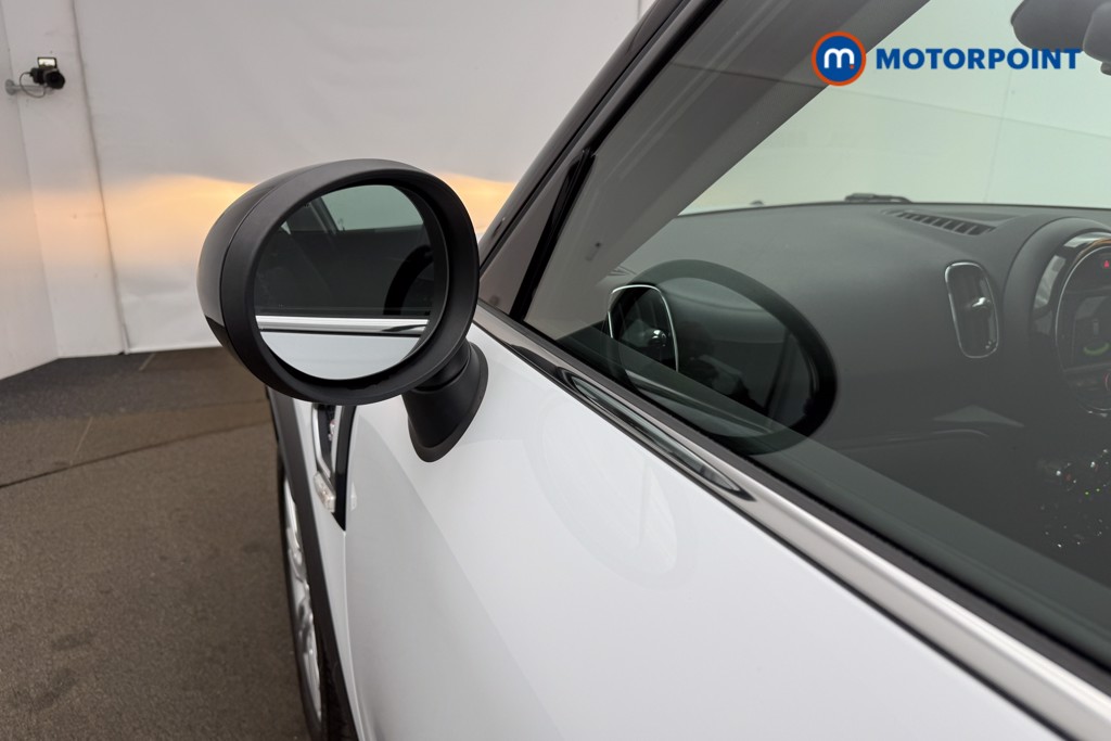 Mini Countryman Cooper S Exclusive Manual Petrol SUV - Stock Number (1626754) - 30th supplementary image