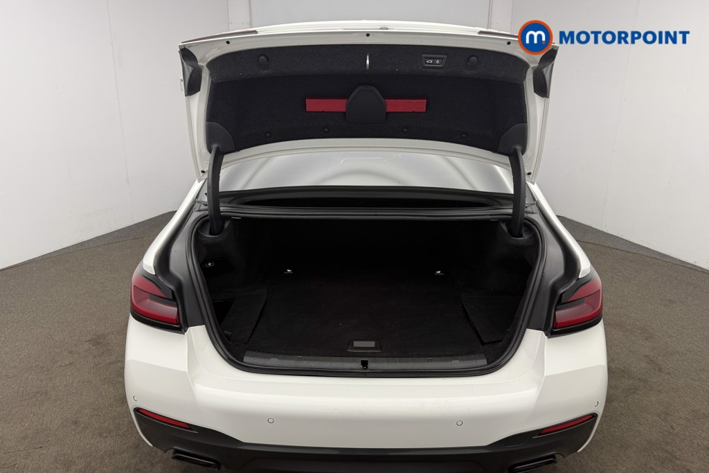 BMW 5 Series M Sport Automatic Petrol Plug-In Hybrid Saloon - Stock Number (1626910) - 24th supplementary image