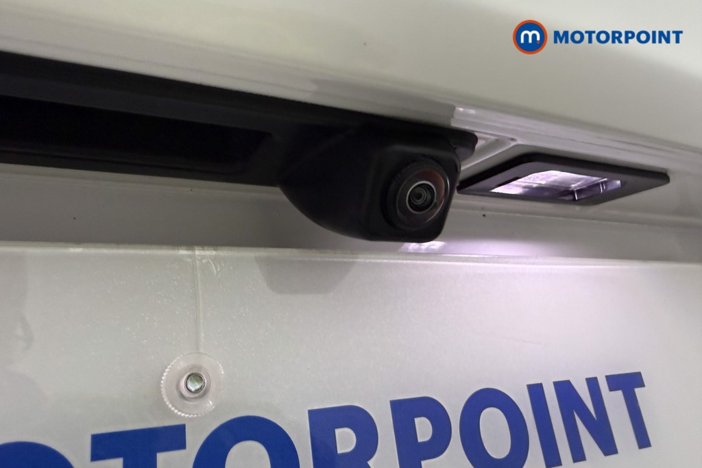 BMW 5 Series M Sport Automatic Petrol Plug-In Hybrid Saloon - Stock Number (1626910) - 31st supplementary image