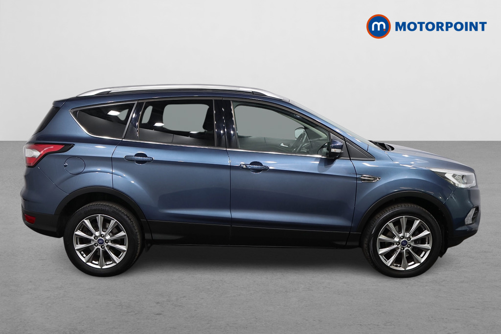 Ford Kuga Titanium Edition Manual Petrol SUV - Stock Number (1627135) - Drivers side