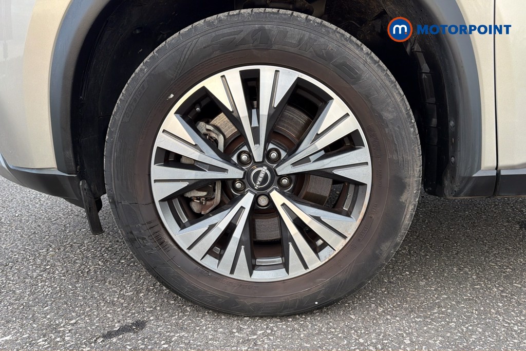 Nissan X-Trail N-Connecta Automatic Petrol-Electric Hybrid SUV - Stock Number (1627348) - 47th supplementary image