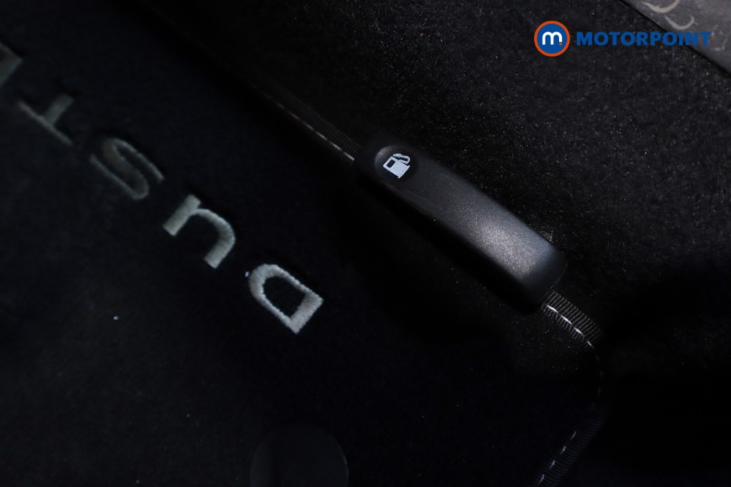 Dacia Duster Extreme Se Automatic Petrol SUV - Stock Number (1627362) - 7th supplementary image
