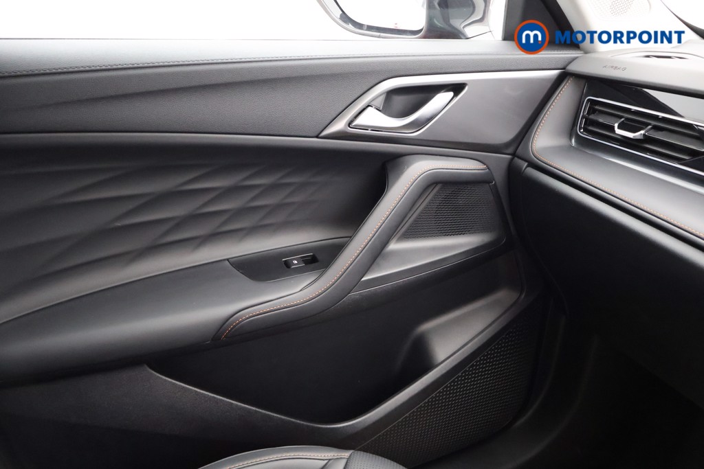 Mg Motor Uk HS Trophy Automatic Petrol Plug-In Hybrid SUV - Stock Number (1627716) - 10th supplementary image