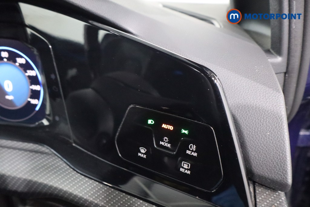 Volkswagen Golf R-Line Manual Petrol Hatchback - Stock Number (1627983) - 16th supplementary image