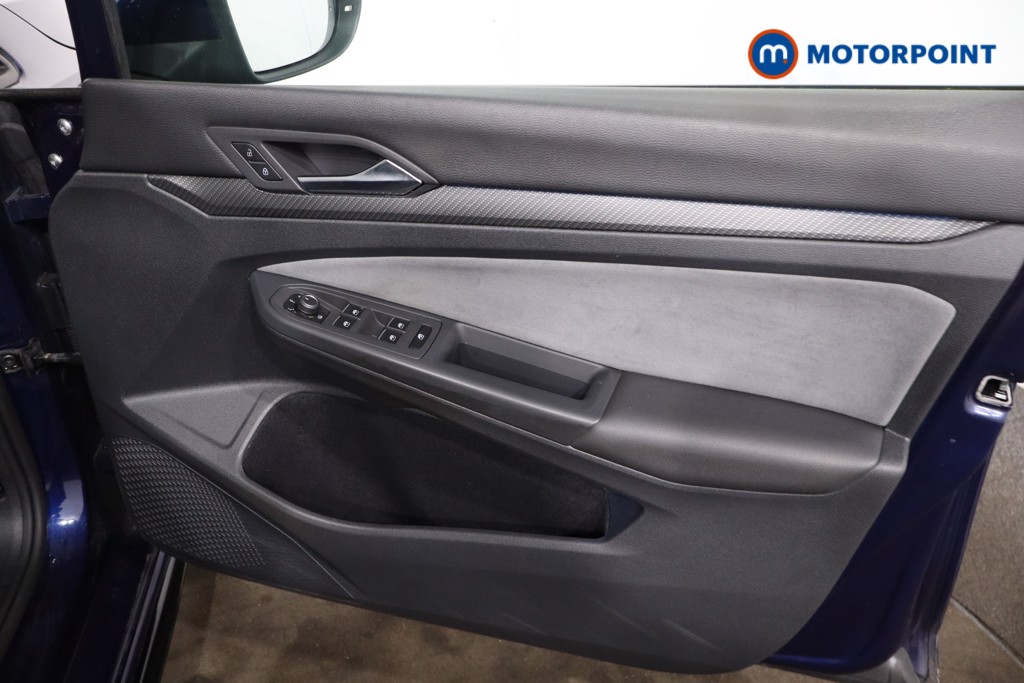 Volkswagen Golf R-Line Manual Petrol Hatchback - Stock Number (1627983) - 23rd supplementary image