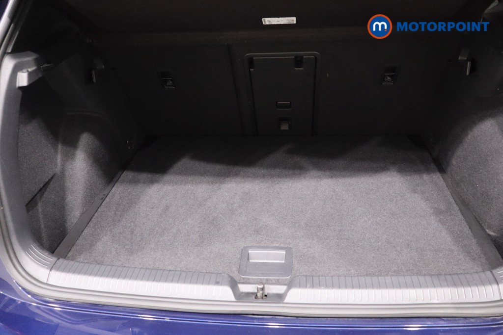 Volkswagen Golf R-Line Manual Petrol Hatchback - Stock Number (1627983) - 38th supplementary image