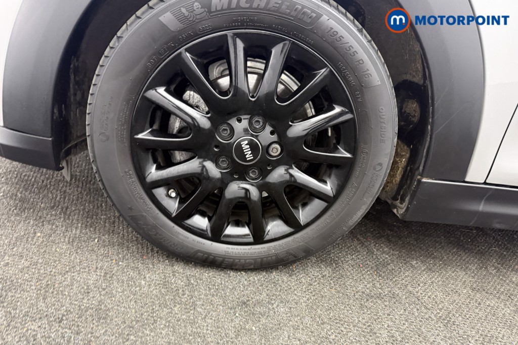 Mini Convertible Cooper Classic Automatic Petrol Convertible - Stock Number (1628094) - 21st supplementary image