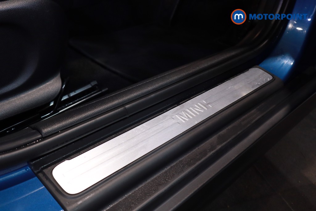 Mini Hatchback Cooper Classic Automatic Petrol Hatchback - Stock Number (1628127) - 7th supplementary image