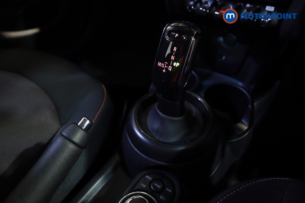 Mini Hatchback Cooper Classic Automatic Petrol Hatchback - Stock Number (1628127) - 20th supplementary image