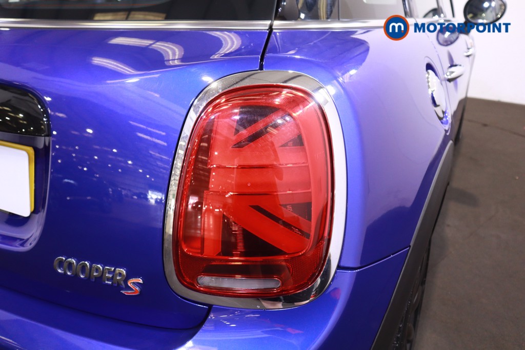 Mini Hatchback Cooper S Classic Automatic Petrol Hatchback - Stock Number (1628138) - 35th supplementary image