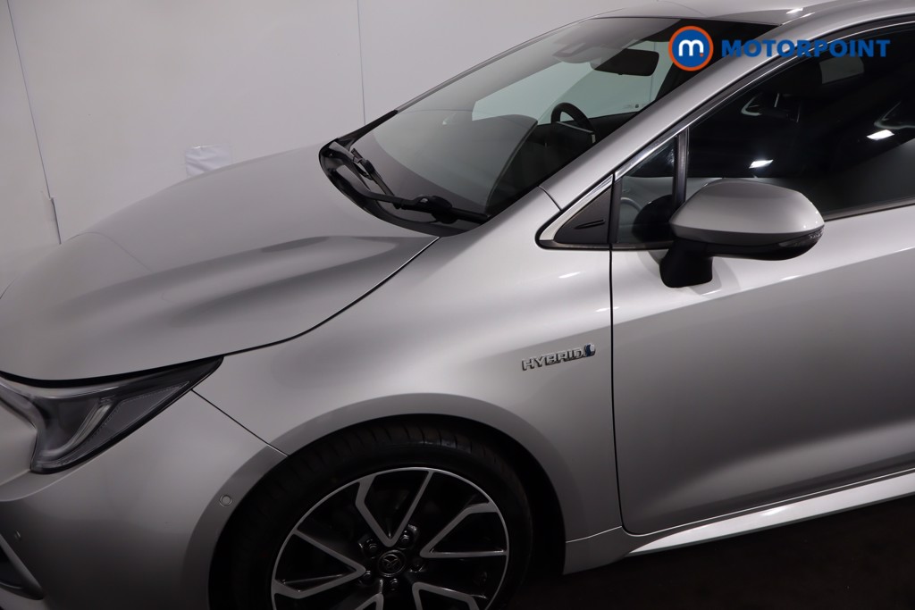 Toyota Corolla Excel Automatic Petrol-Electric Hybrid Hatchback - Stock Number (1628221) - 28th supplementary image
