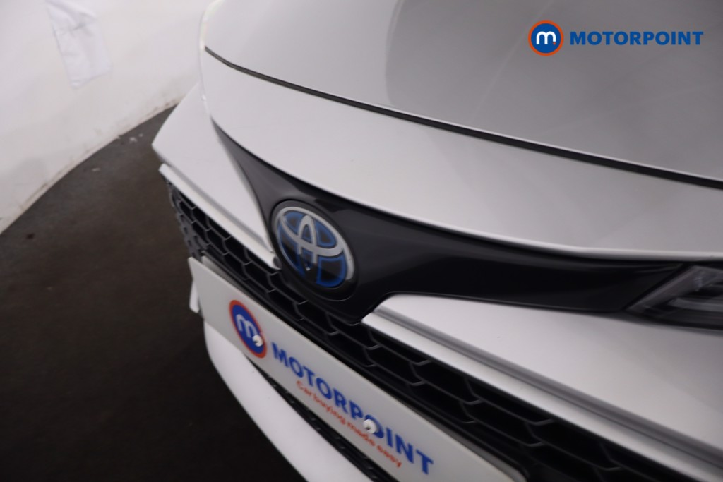 Toyota Corolla Excel Automatic Petrol-Electric Hybrid Hatchback - Stock Number (1628221) - 29th supplementary image