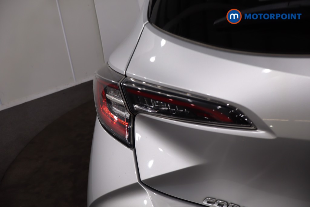 Toyota Corolla Excel Automatic Petrol-Electric Hybrid Hatchback - Stock Number (1628221) - 35th supplementary image