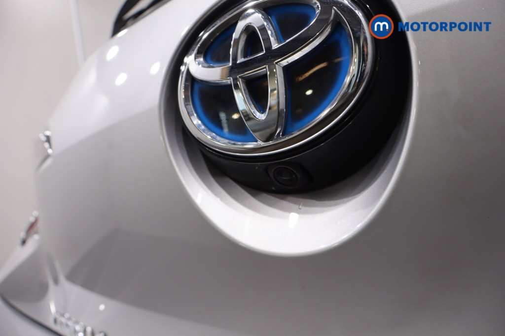 Toyota Corolla Excel Automatic Petrol-Electric Hybrid Hatchback - Stock Number (1628221) - 37th supplementary image