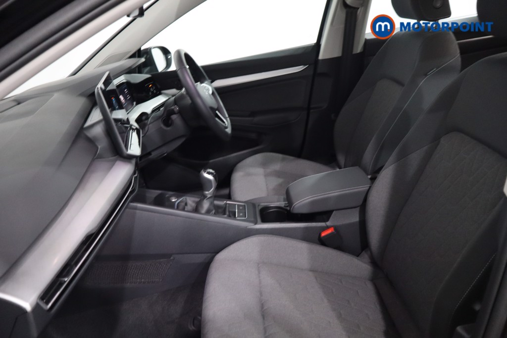 Volkswagen Golf Life Manual Diesel Estate - Stock Number (1628536) - 4th supplementary image