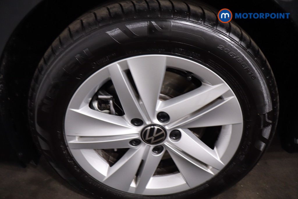 Volkswagen Golf Life Manual Diesel Estate - Stock Number (1628536) - 11th supplementary image