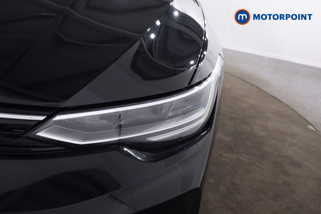 Volkswagen Golf Life Manual Diesel Estate - Stock Number (1628536) - 30th supplementary image