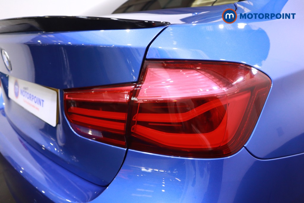 BMW 3 Series M Sport Shadow Edition Automatic Diesel Saloon - Stock Number (1612183) - 36th supplementary image