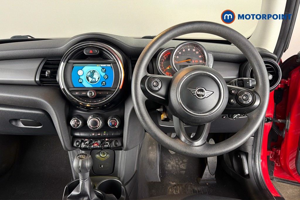 Mini Hatchback Cooper Classic Manual Petrol Hatchback - Stock Number (1612184) - 2nd supplementary image